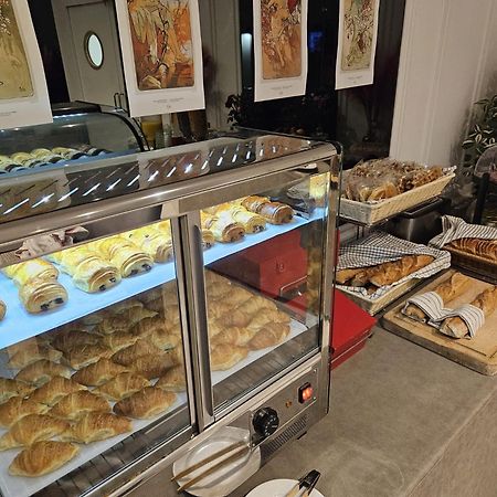 Hotel Le Bourgogne 에비앙레스벵즈 외부 사진